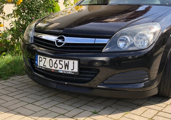 Opel Astra cena 11400 przebieg: 296000, rok produkcji 2006 z Żagań małe 56